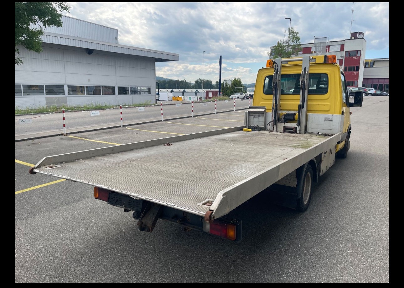 IVECO 35.11-showroom-element-3