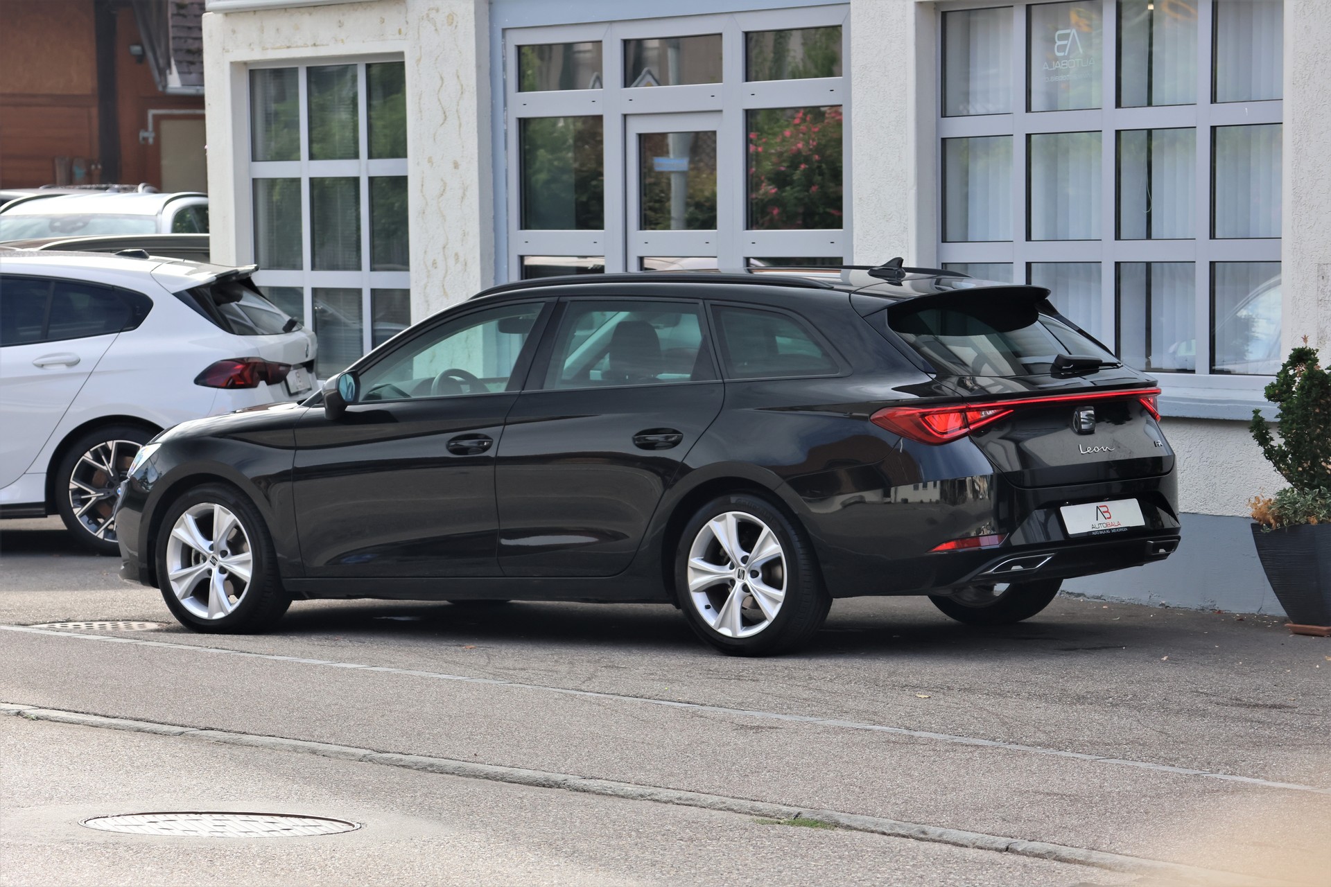 SEAT Leon ST 1.5 eTSI mHEV DSG FR (CH)-image-4