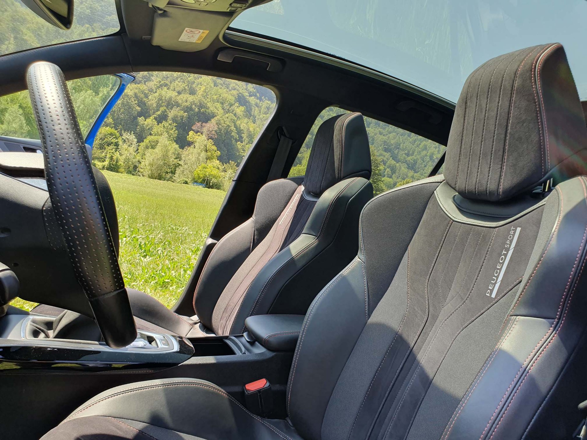 PEUGEOT 308 1.6 PureTech GTi S/S 262 PS-image-9