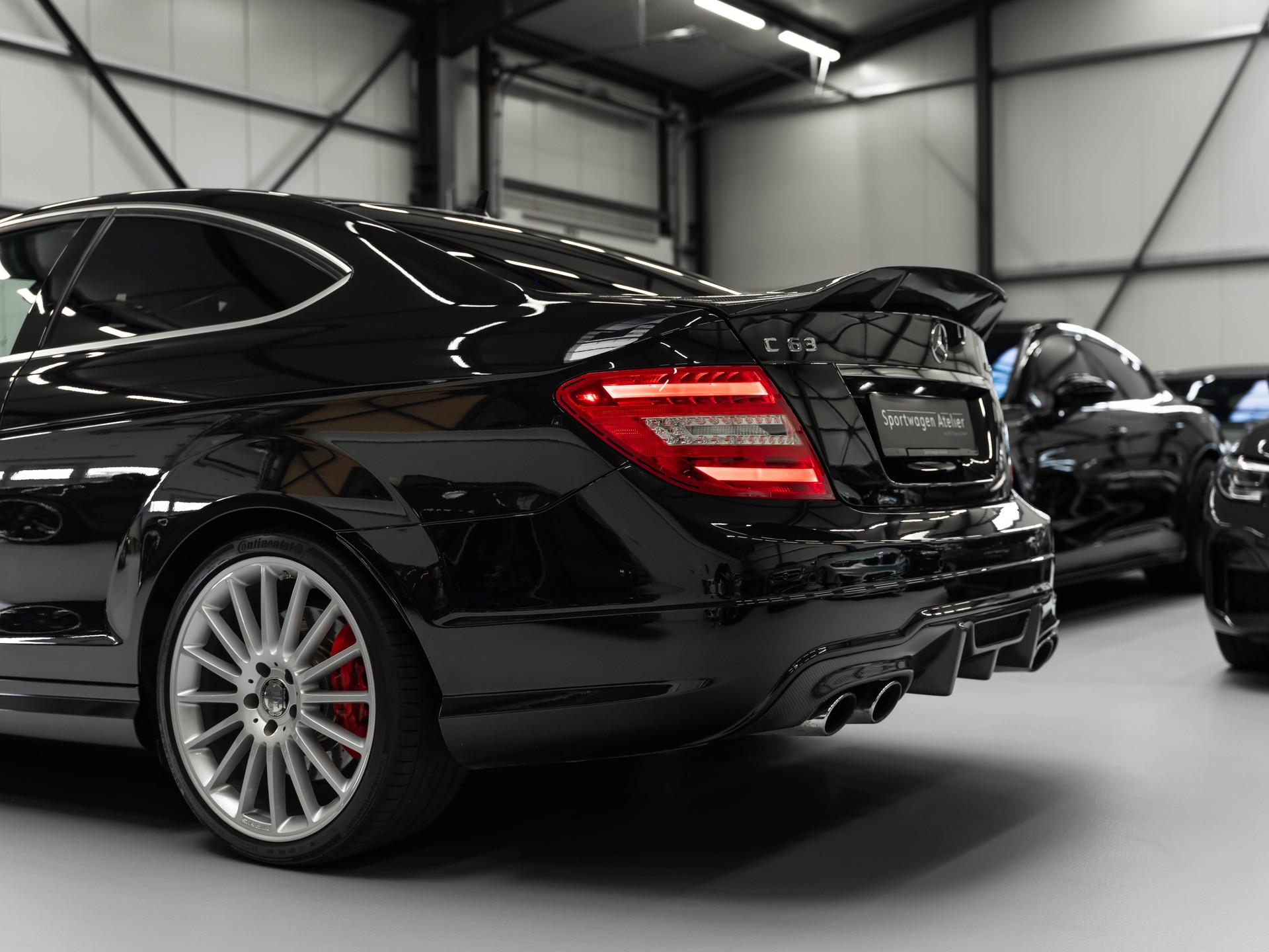MERCEDES-BENZ C 63 Coupé AMG Speedshift MCT-image-13