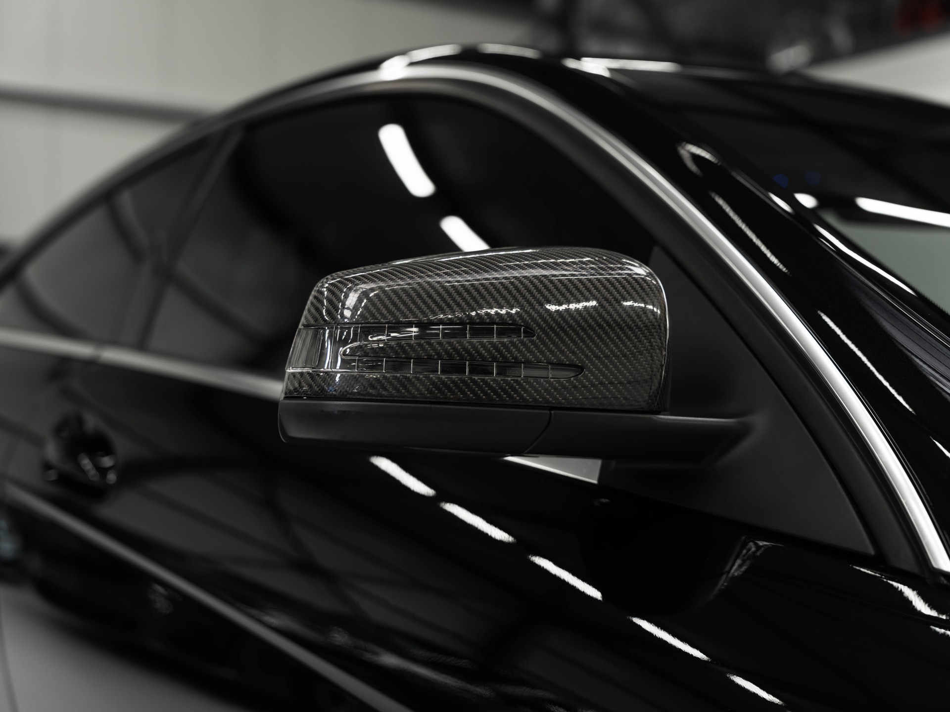 MERCEDES-BENZ C 63 Coupé AMG Speedshift MCT-image-17