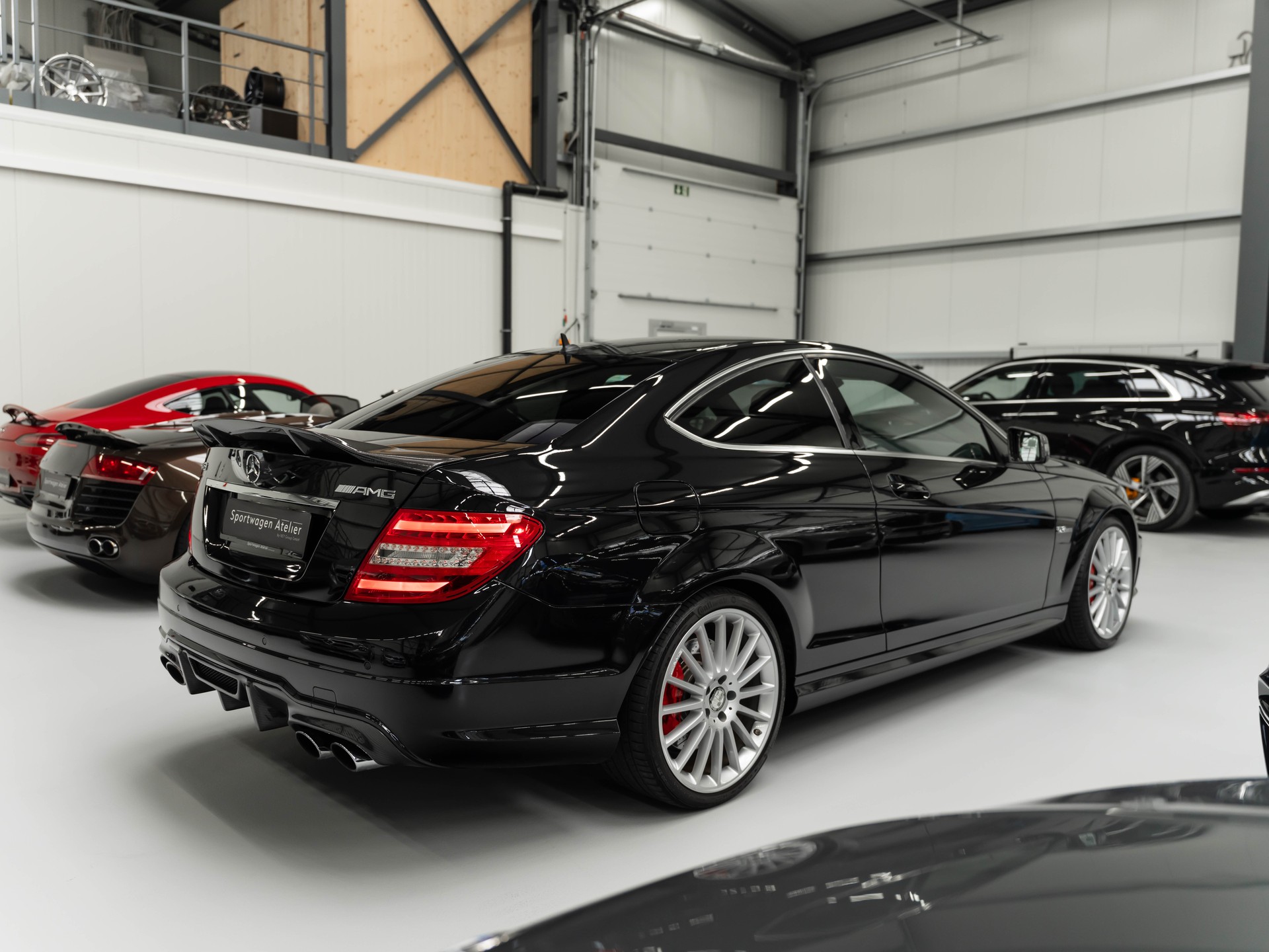MERCEDES-BENZ C 63 Coupé AMG Speedshift MCT-showroom-element-3