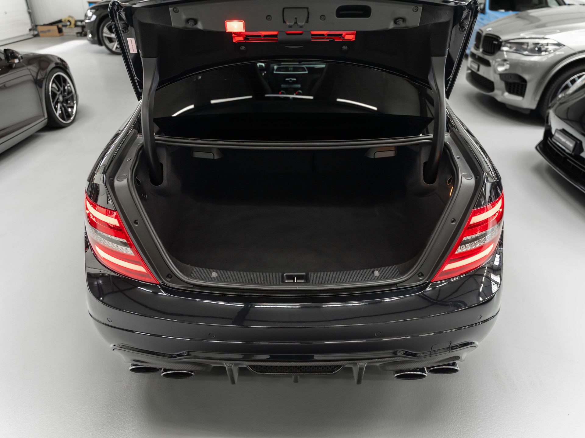 MERCEDES-BENZ C 63 Coupé AMG Speedshift MCT-image-30