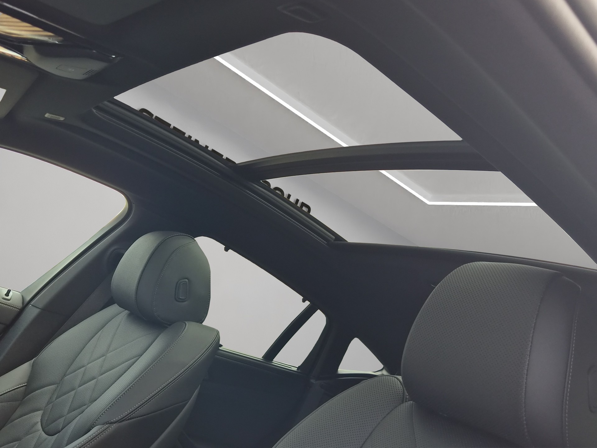 BMW X6 xDrive 48V 30d M Sport Steptronic-image-12