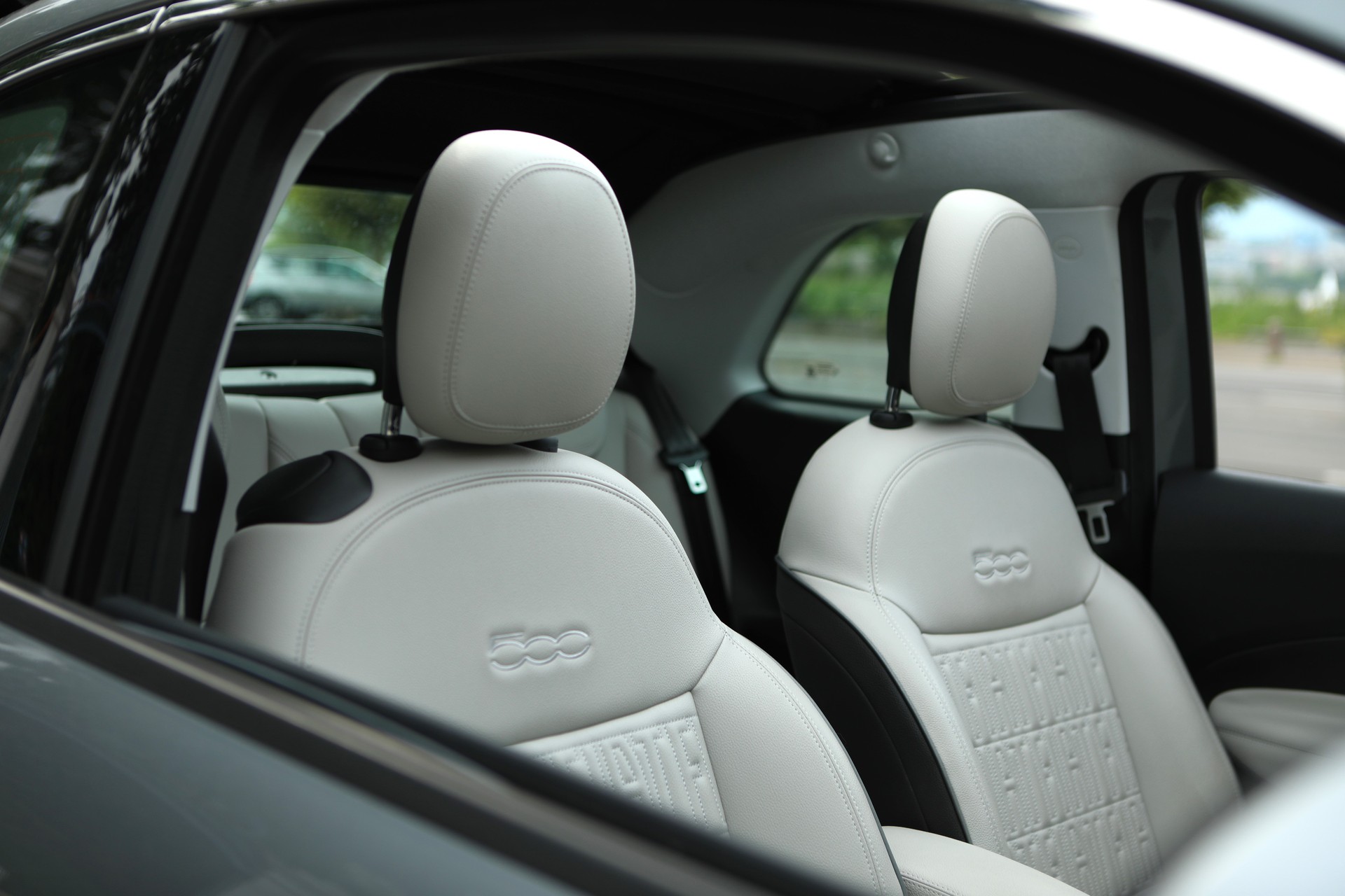 FIAT 500 electric 87 kW La Prima-image-9