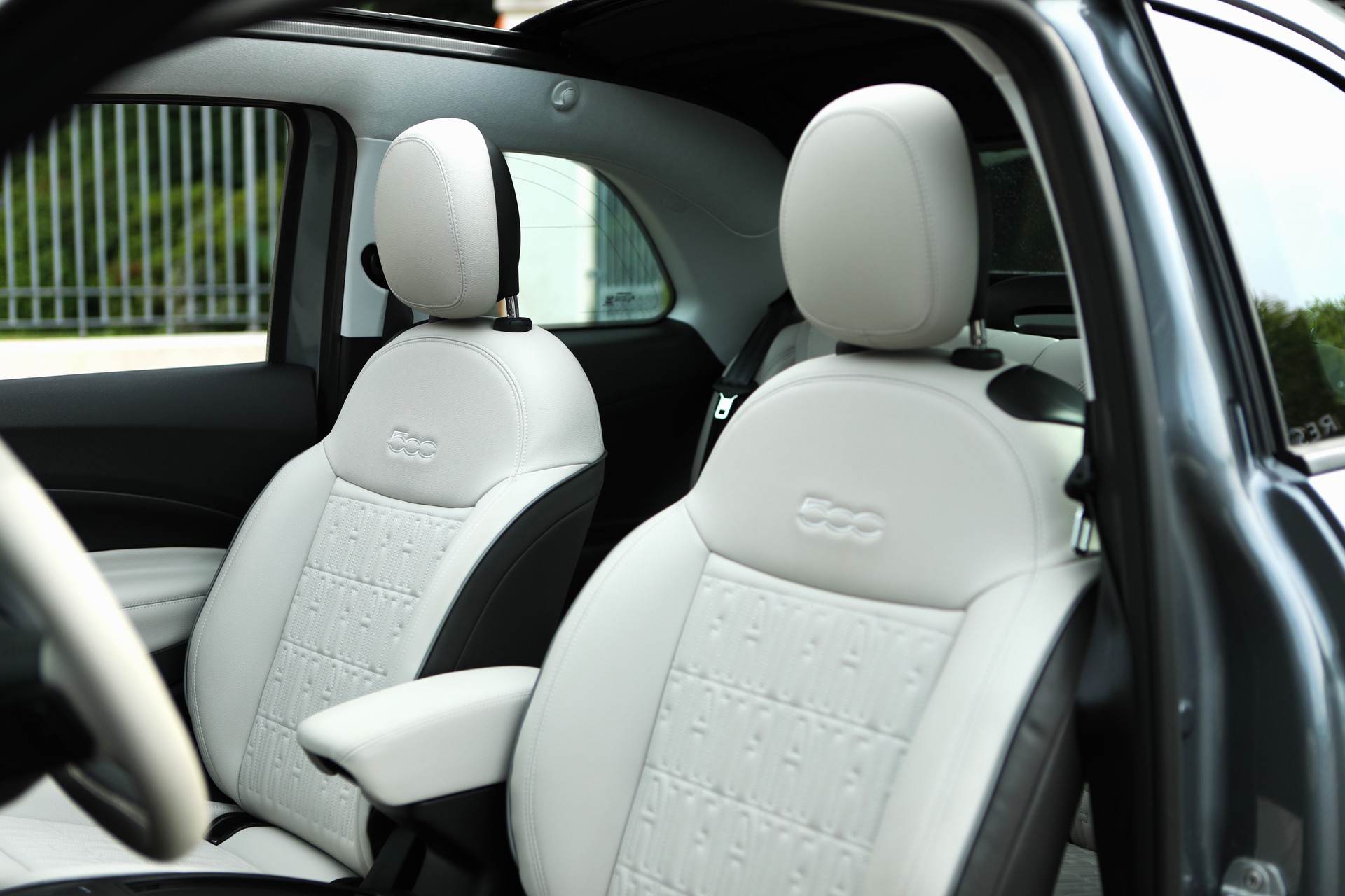 FIAT 500 electric 87 kW La Prima-image-7