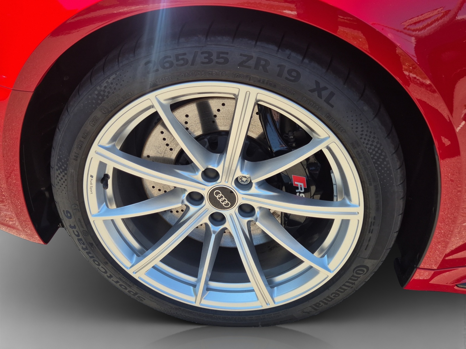 AUDI RS4 Avant quattro tiptronic-image-14