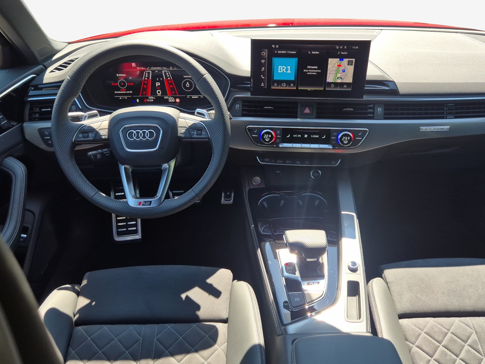 AUDI RS4 Avant quattro tiptronic-image-8
