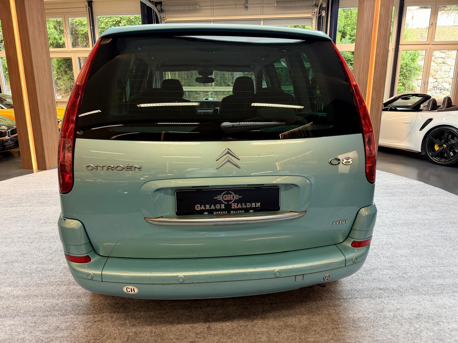 CITROEN C8 Minivan 2.2 16V HDi Exclusive-image-4