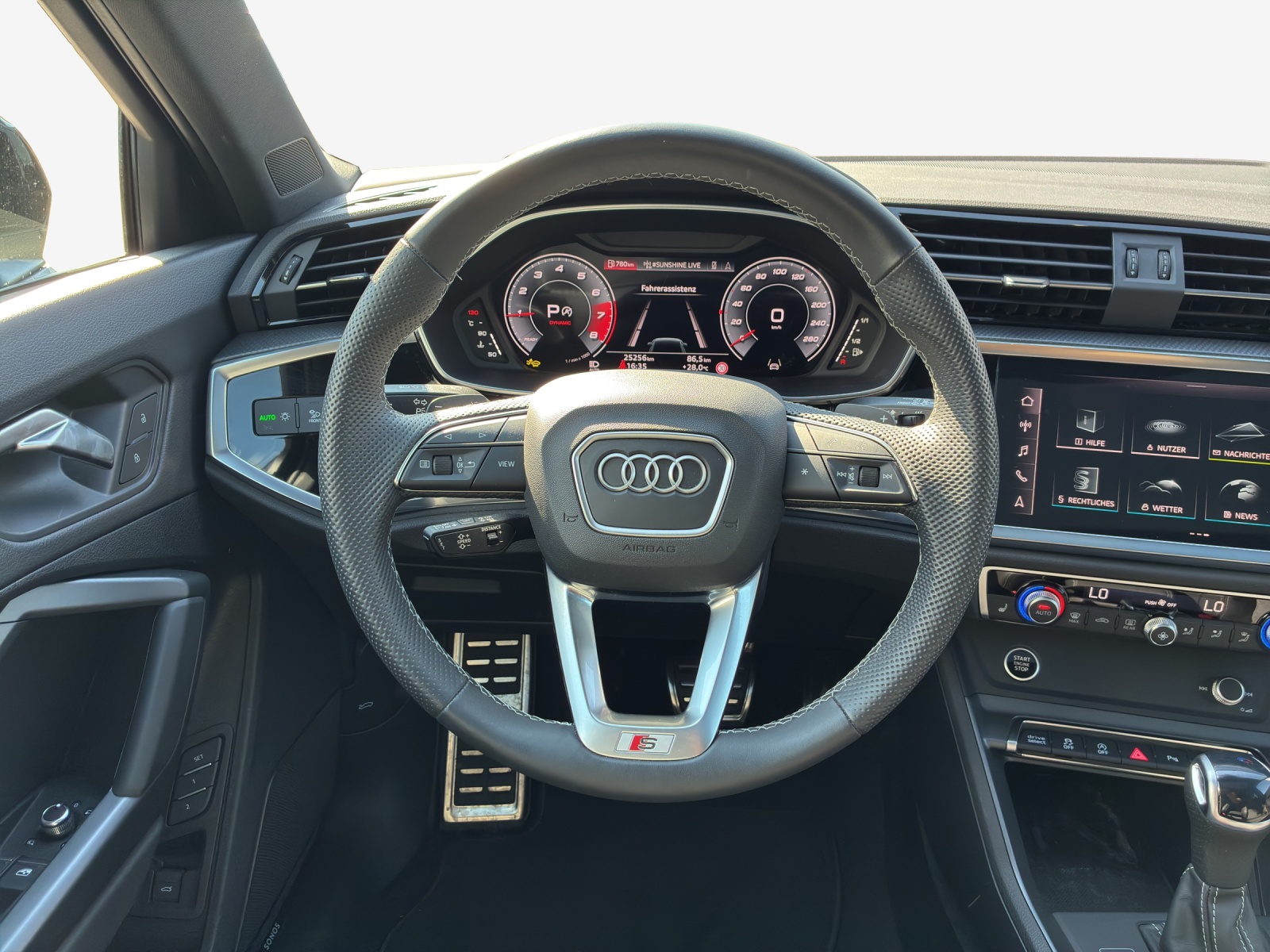 AUDI Q3 Sportback 35 TFSI S line Attraction S-tronic-image-9