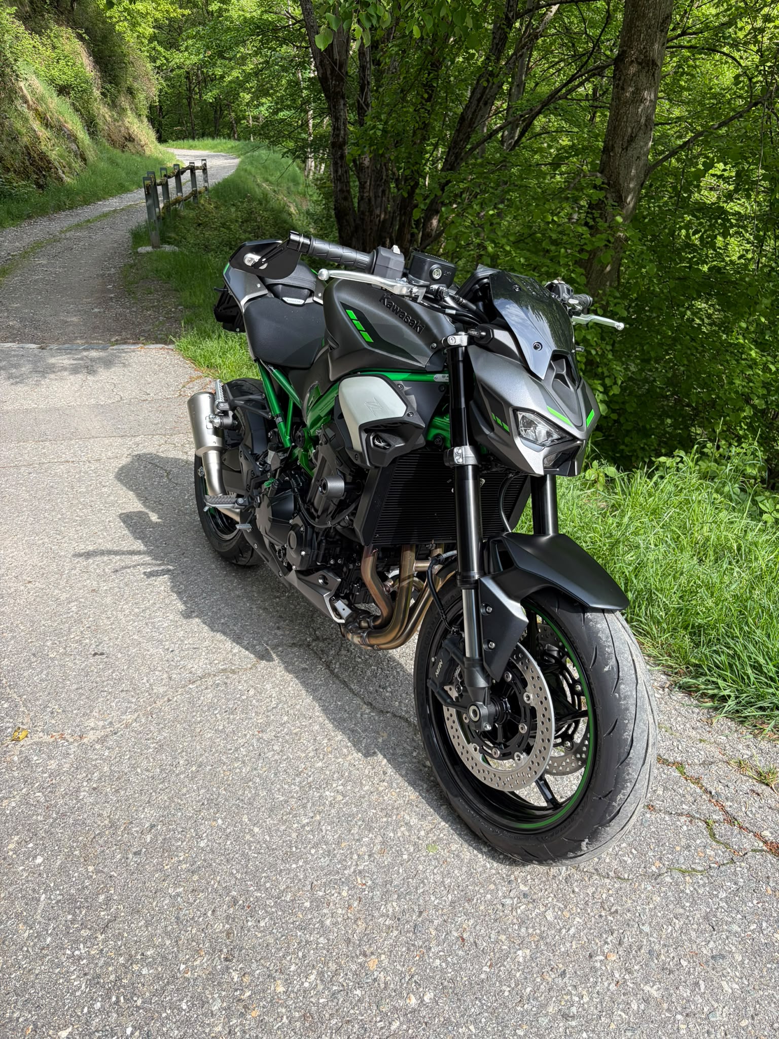 KAWASAKI Z 900-image-2