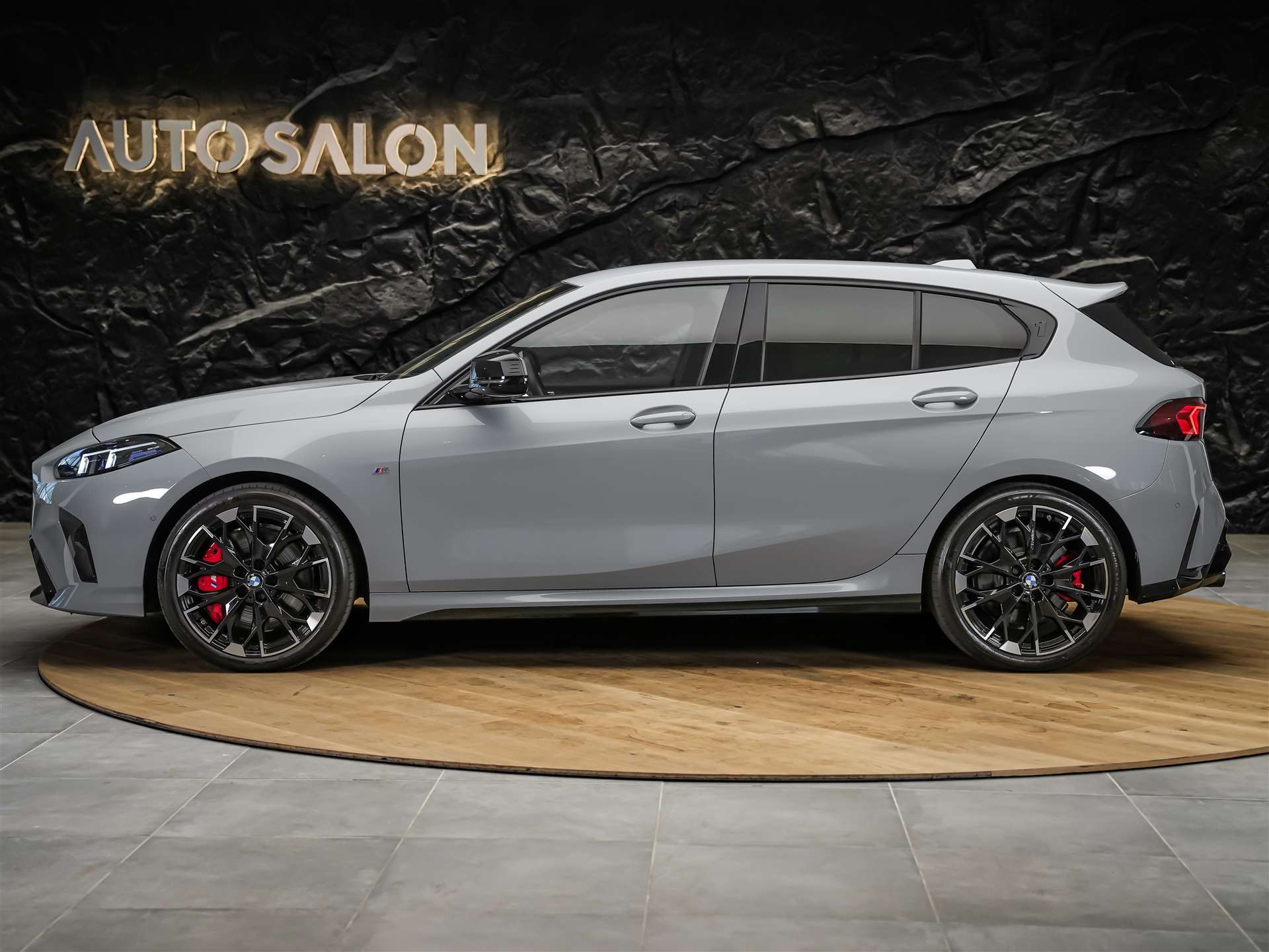 BMW M135 xDrive M Sport Pro *Schalensitze*Harman/Kardon*Assistenten*-showroom-element-2