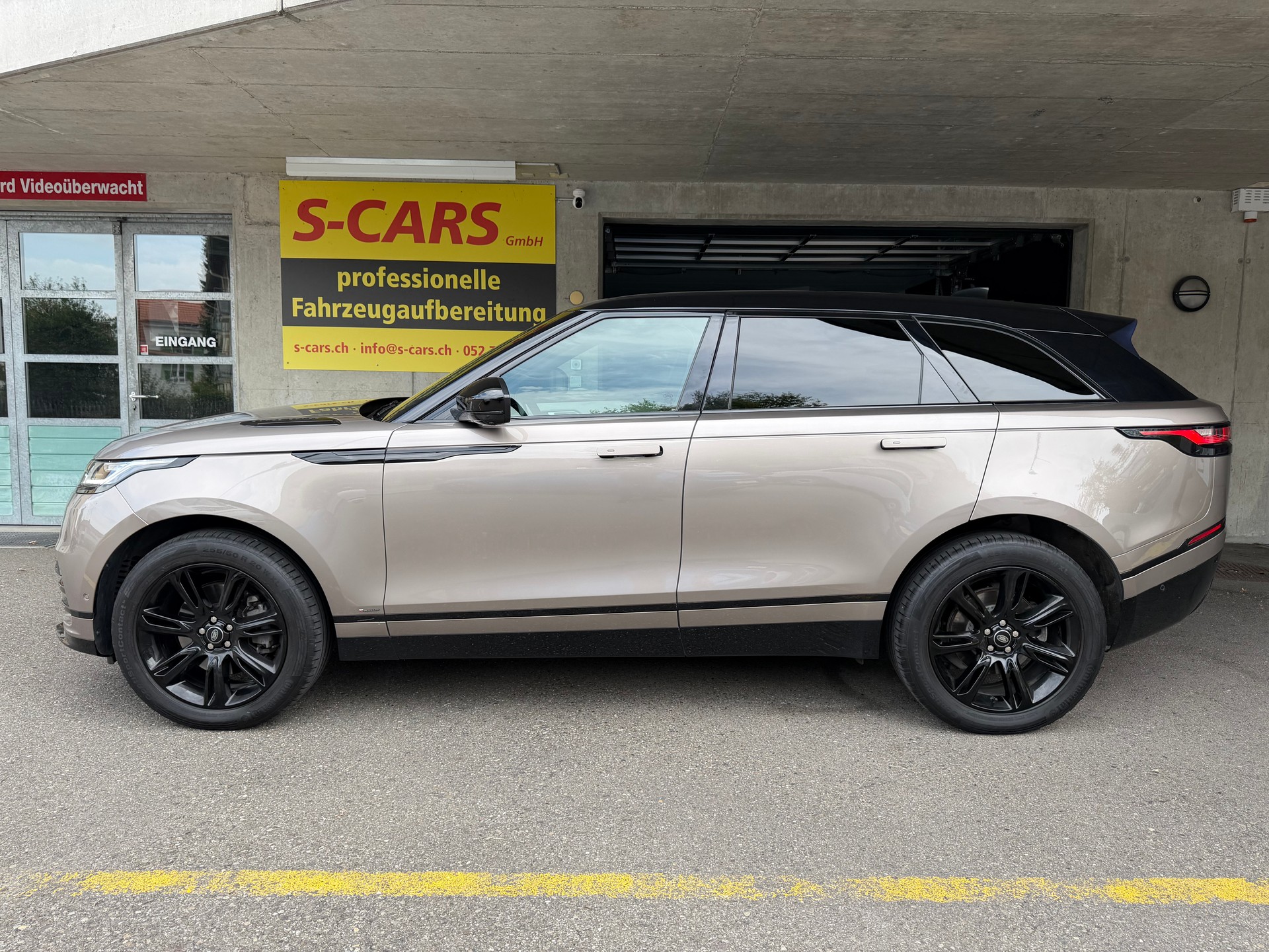LAND ROVER Range Rover Velar 2.0 T Edition