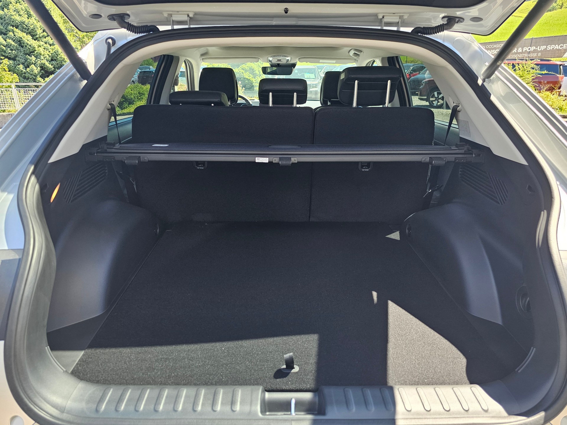 HYUNDAI Ioniq 5 77kWh Vertex 4WD-image-6