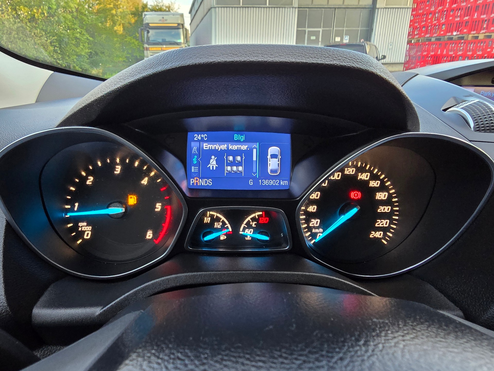 FORD Kuga 2.0 TDCi Titanium 4WD PowerShift-image-23