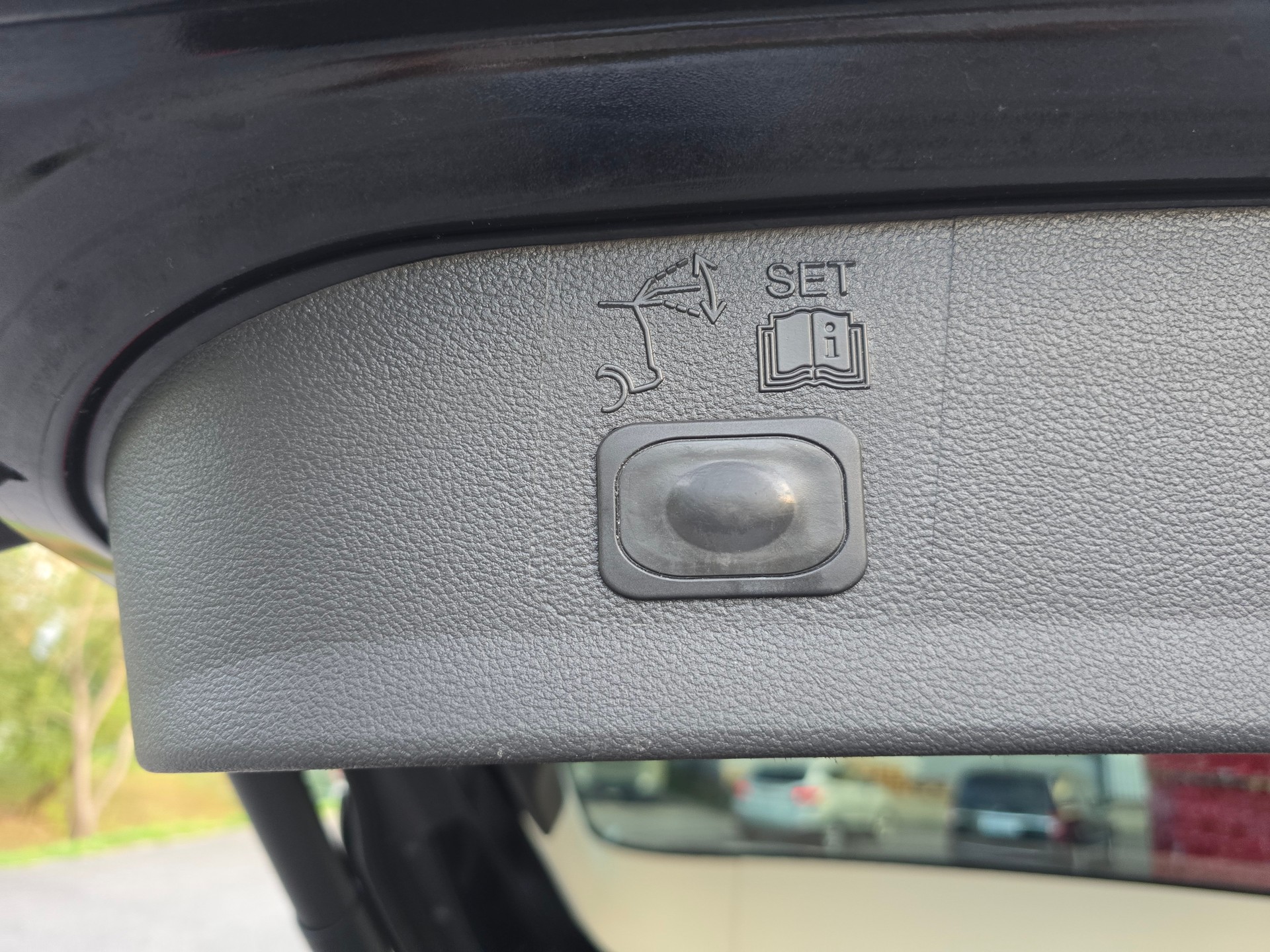 FORD Kuga 2.0 TDCi Titanium 4WD PowerShift-image-7
