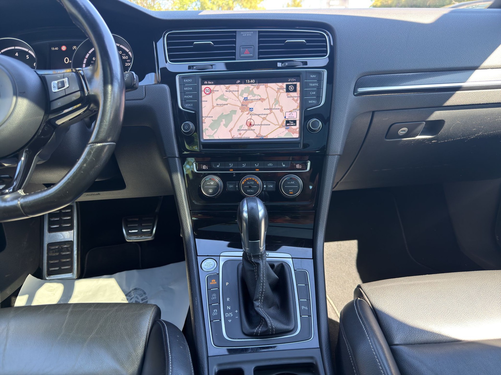 VW Golf Variant 2.0 TSI R 4 Motion DSG 360 PS-image-11
