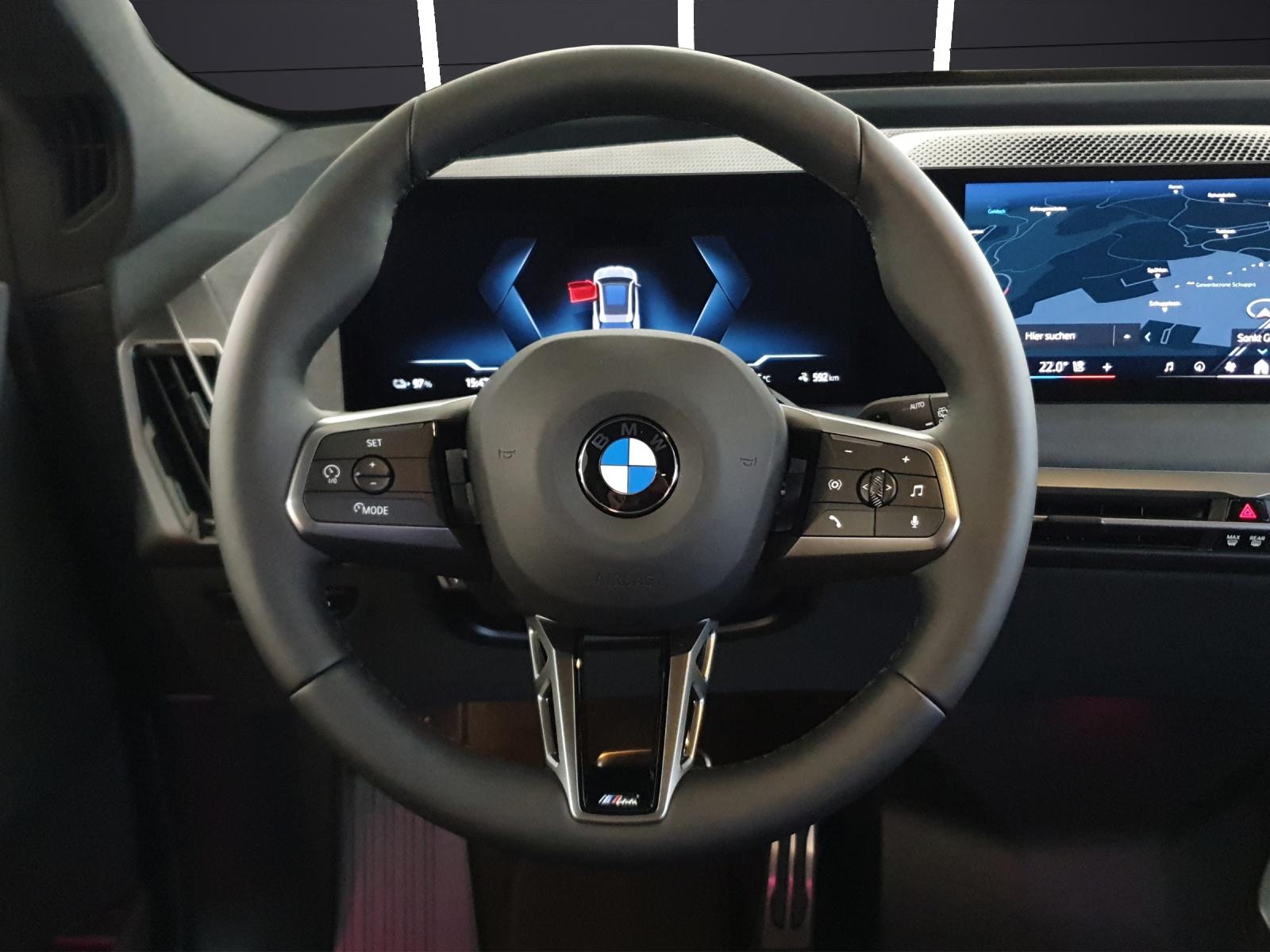 BMW iX xDrive60-image-18