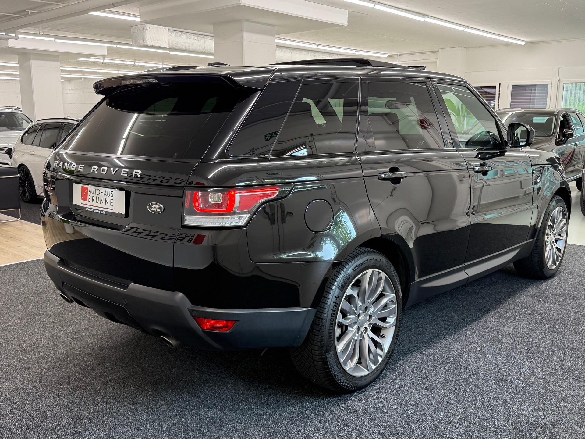 LAND ROVER Range Rover Sport 3.0 SDV6 Automatic-showroom-element-3