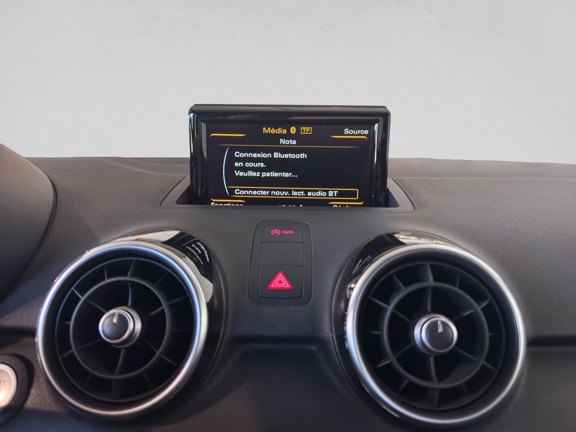 AUDI A1 1.0 TFSI Sport-image-21