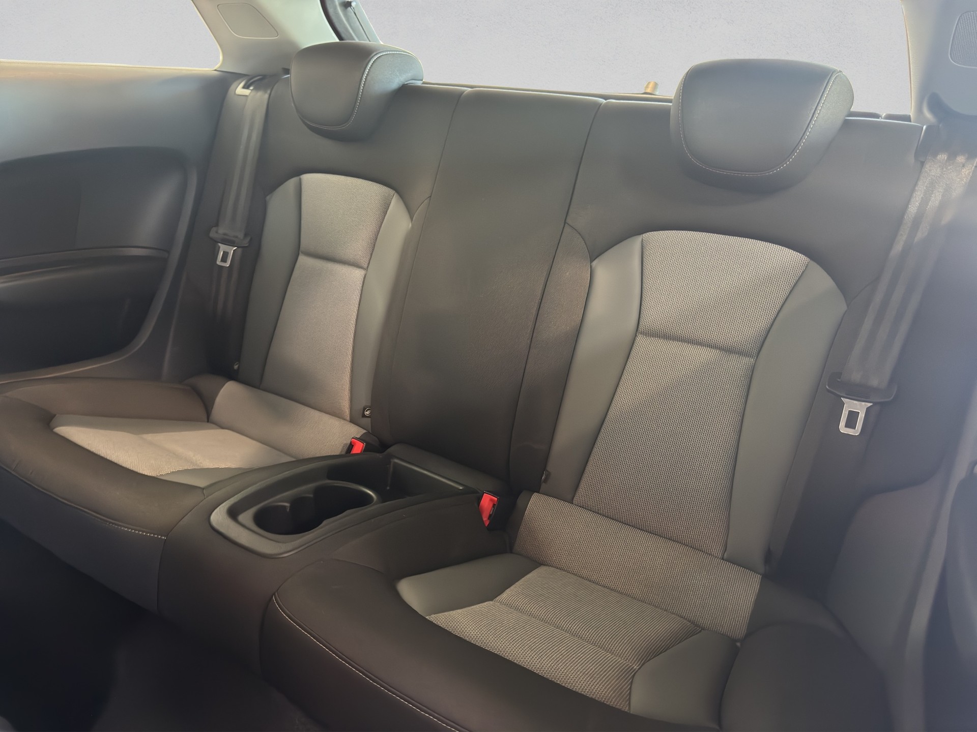 AUDI A1 1.0 TFSI Sport-image-11