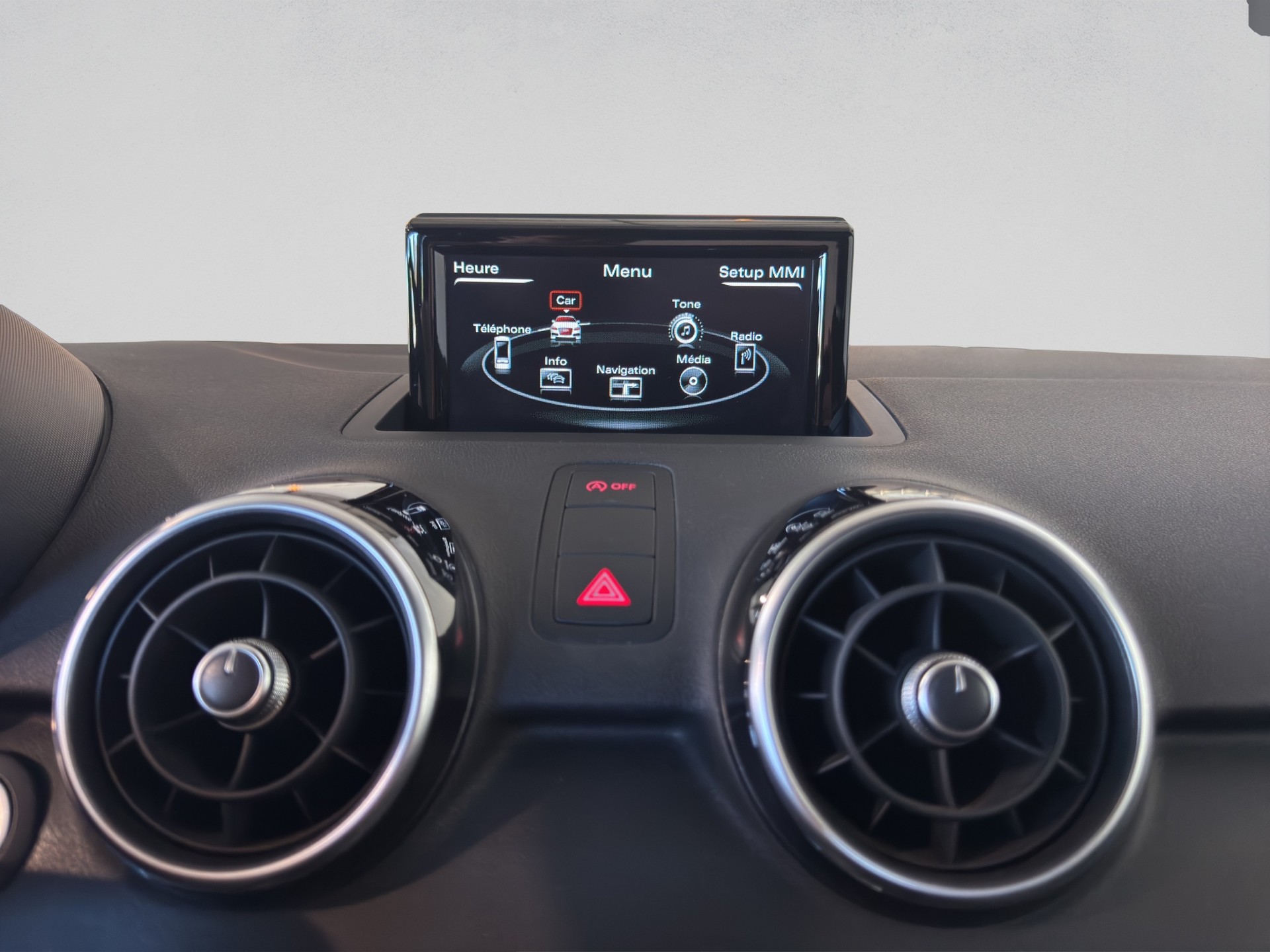 AUDI A1 1.0 TFSI Sport-image-18