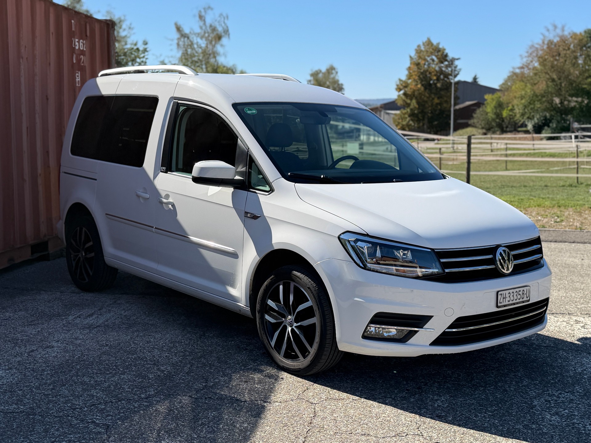 VW Caddy 2.0 TDI 102 Generat. Four DSG-showroom-element-2
