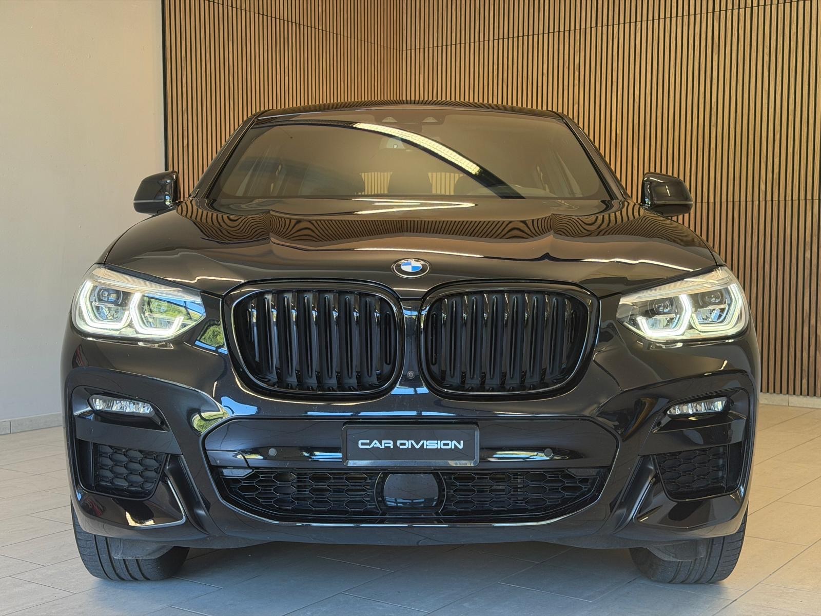 BMW X4 xDrive 20d M Sport Steptronic-showroom-element-3
