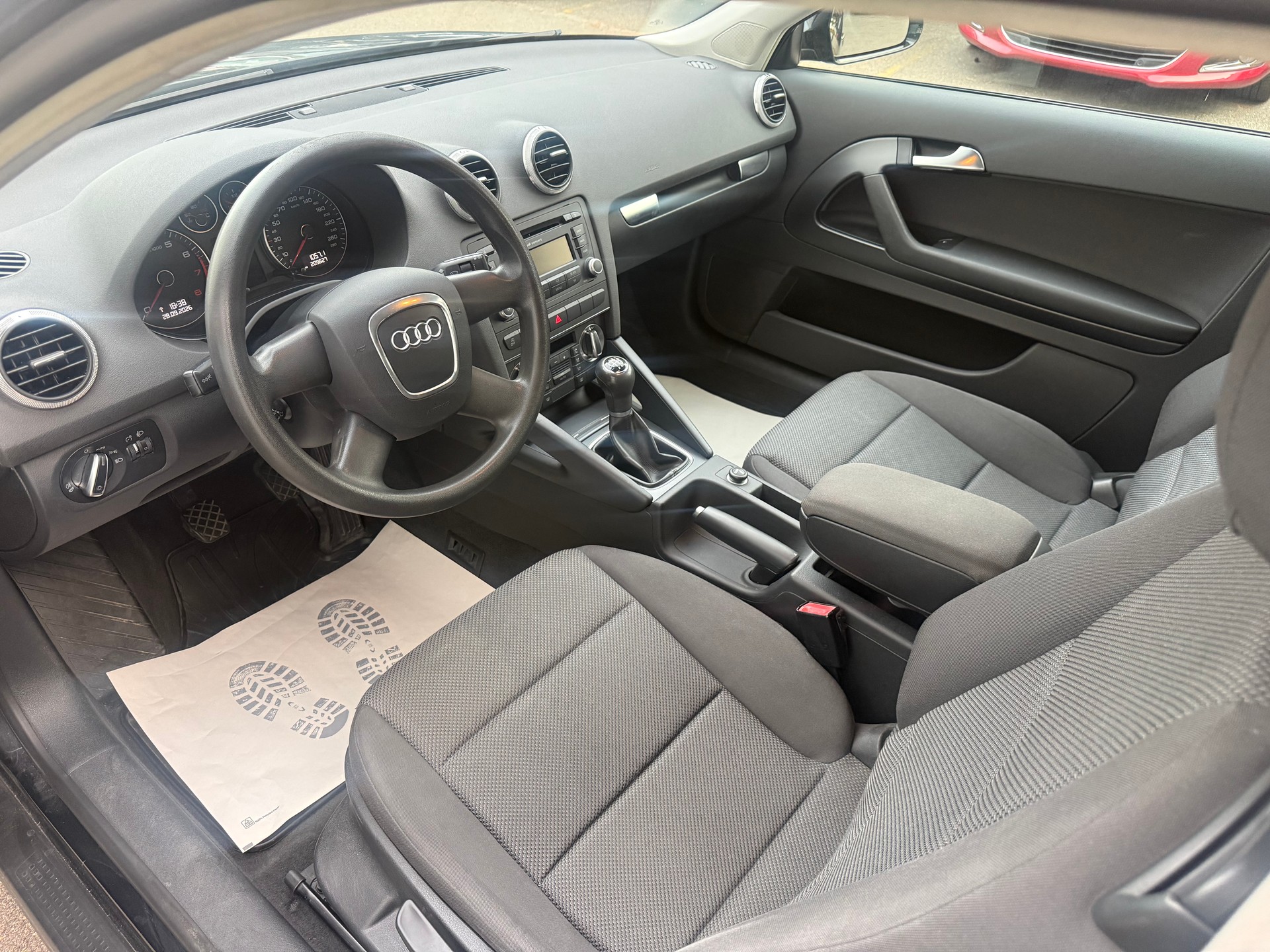 AUDI A3 1.4 TFSI Ambiente || Frisch ab MFK-image-9