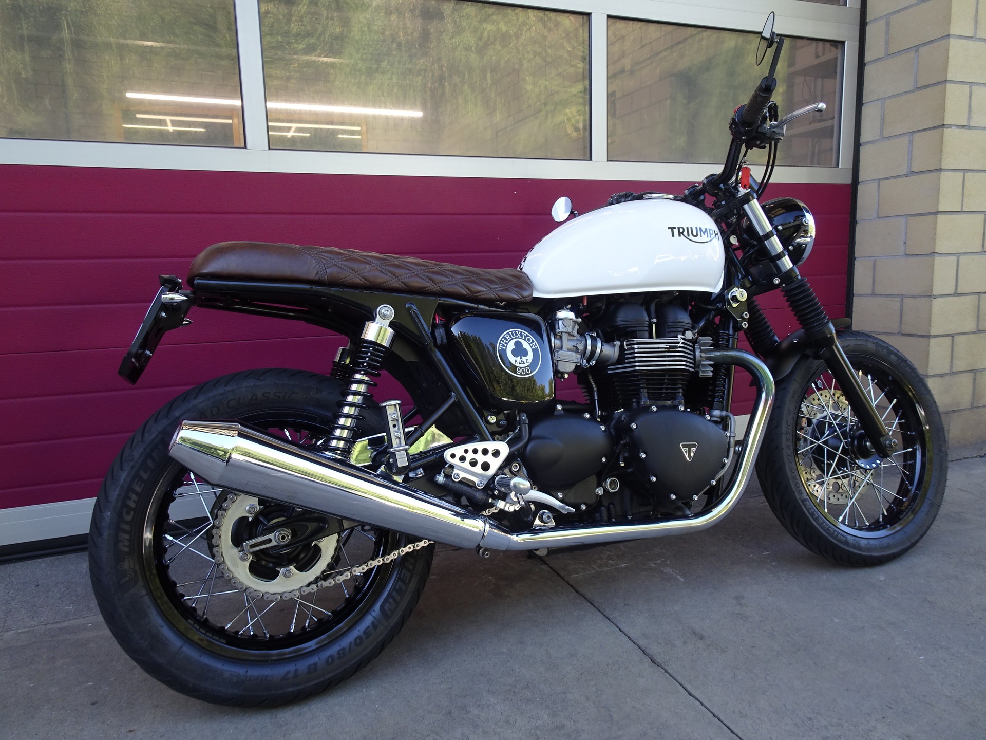 TRIUMPH Thruxton 900 i ACE-image-8