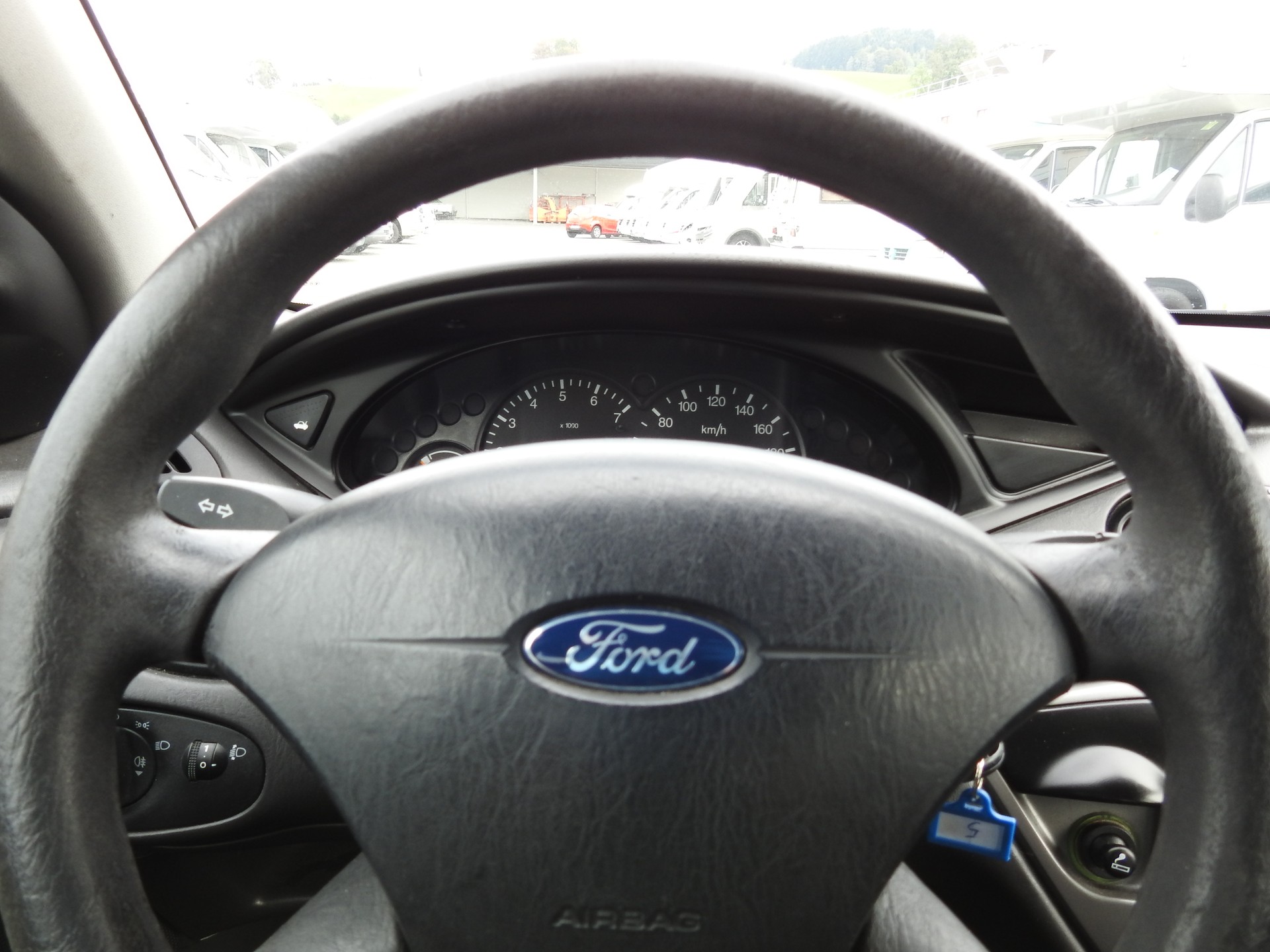 FORD Focus 1.6i 16V Celebration-image-23