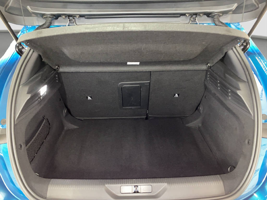 PEUGEOT 308 1.5 BlueHDi GT-image-13