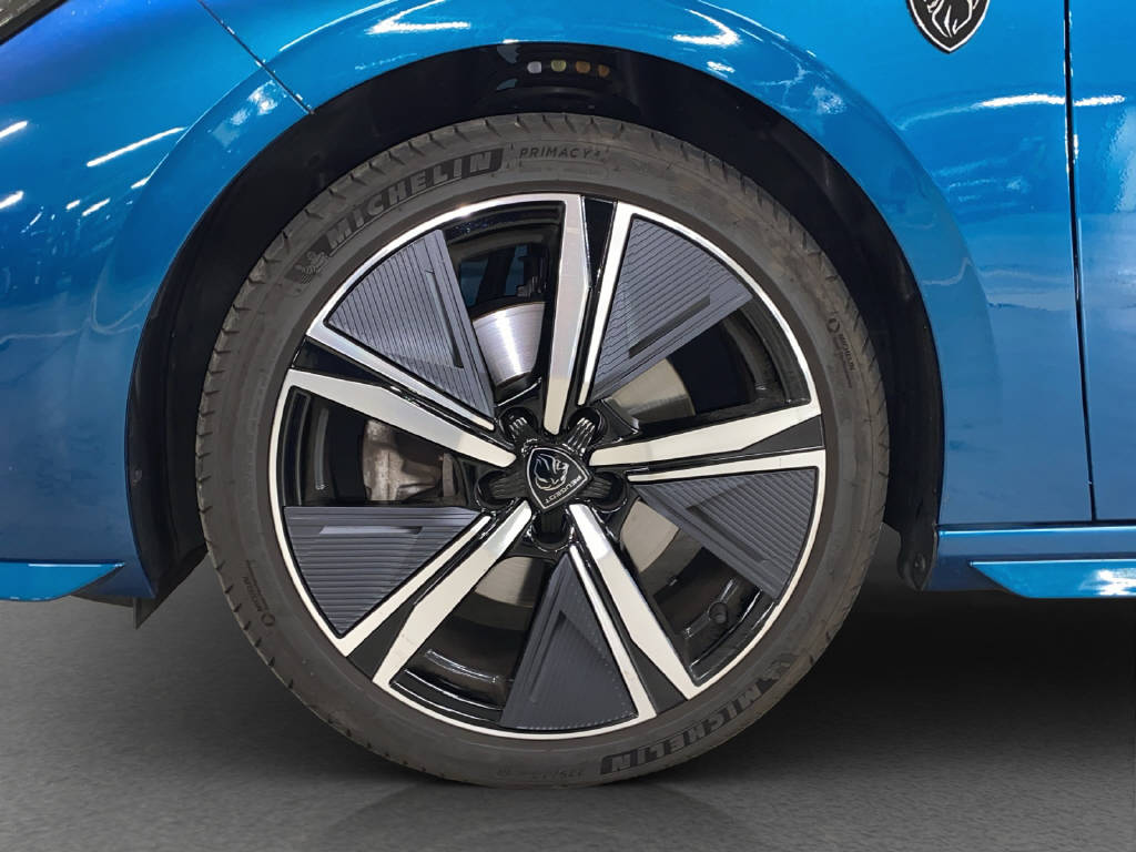 PEUGEOT 308 1.5 BlueHDi GT-image-14