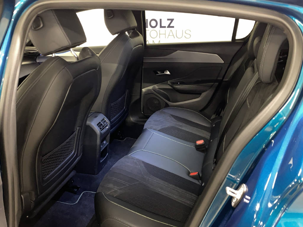 PEUGEOT 308 1.5 BlueHDi GT-image-16