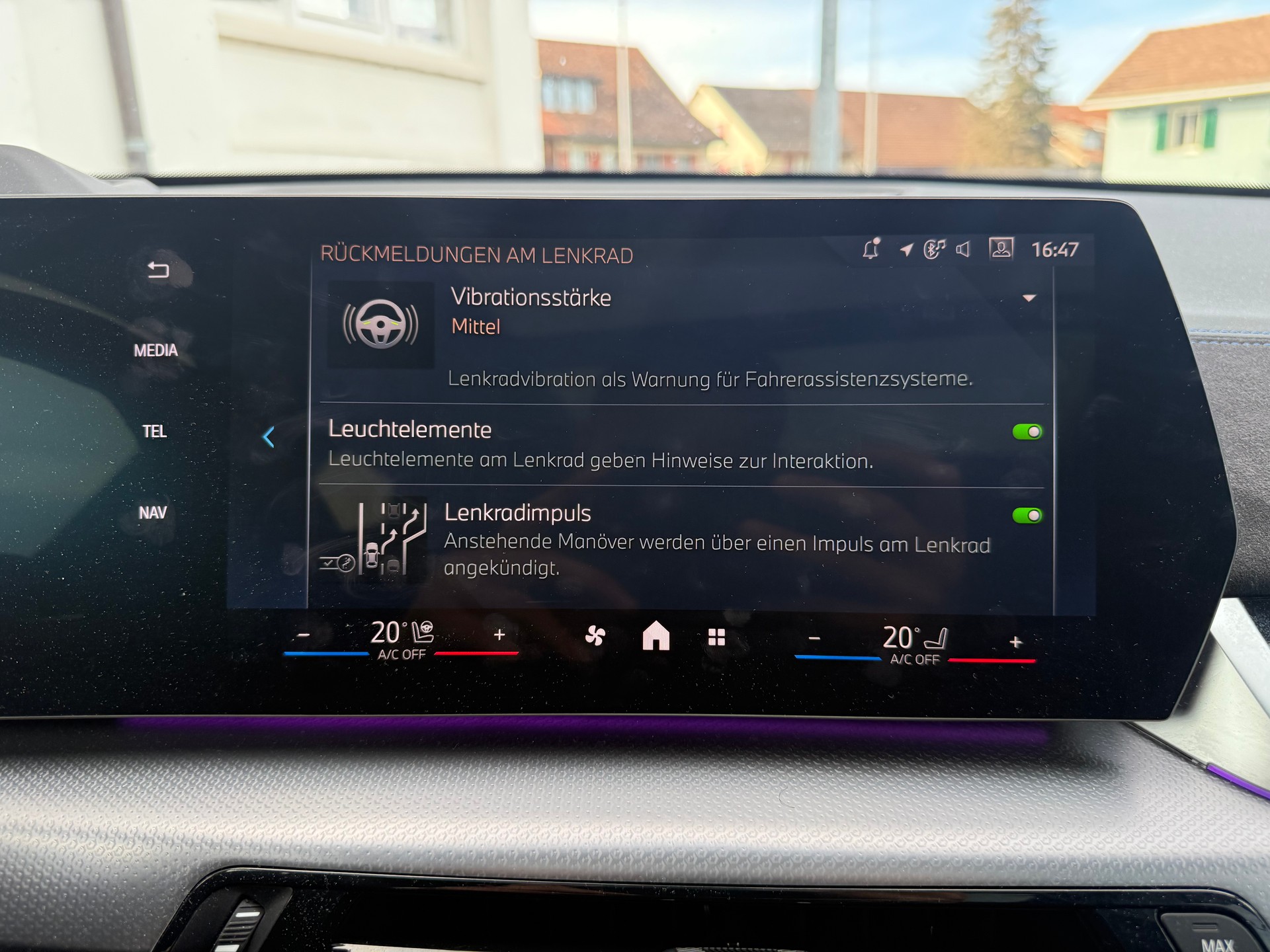 BMW X1 23i xDrive paddles M-SPORT PRO-image-29