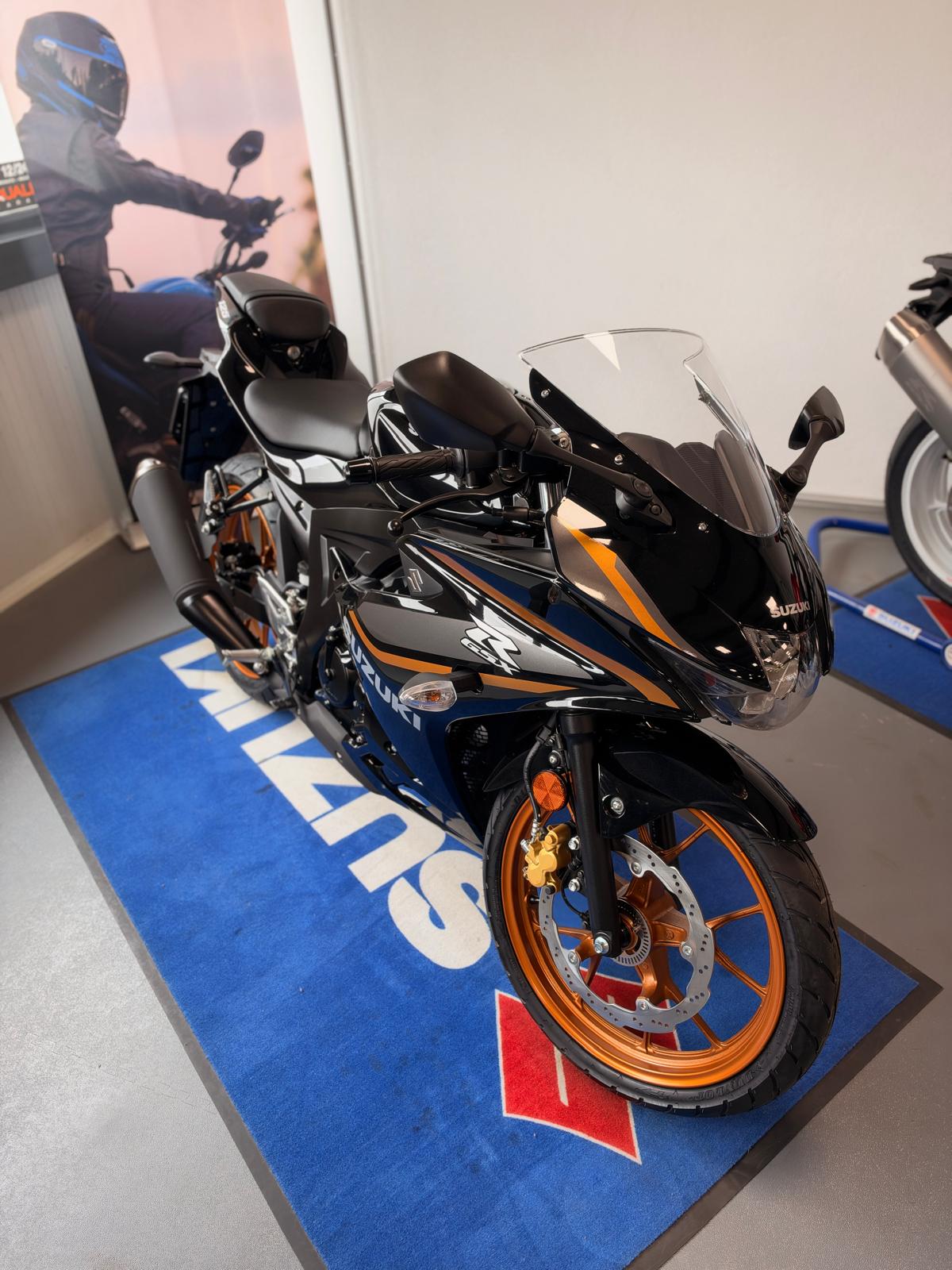 SUZUKI GSX-R 125-image-5