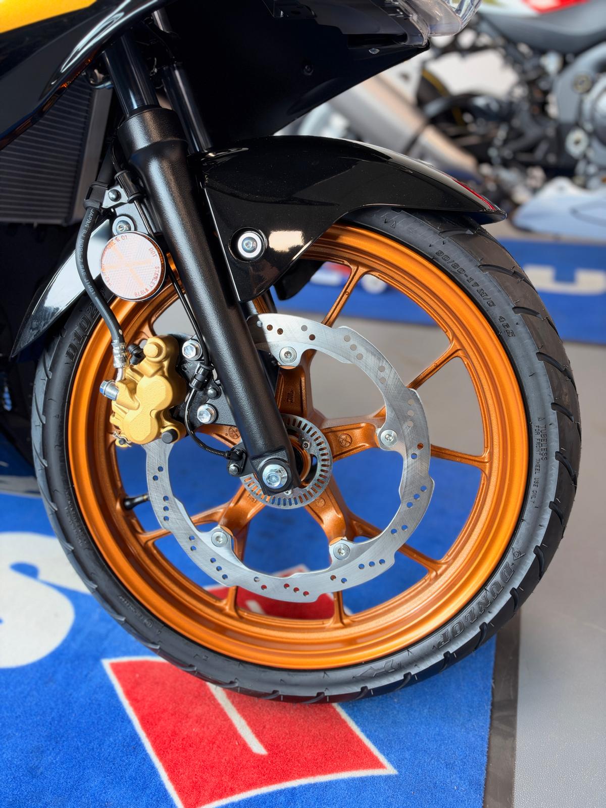 SUZUKI GSX-R 125-image-2