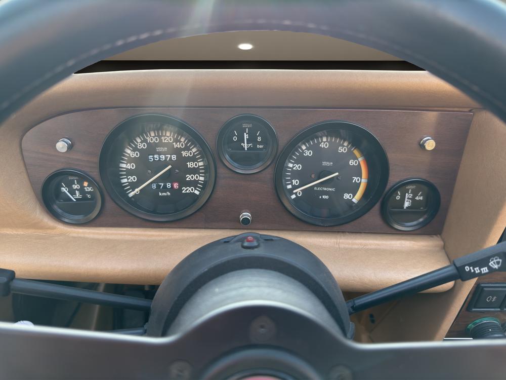 FIAT 124 Spider Pinifarina Europa 2-image-10