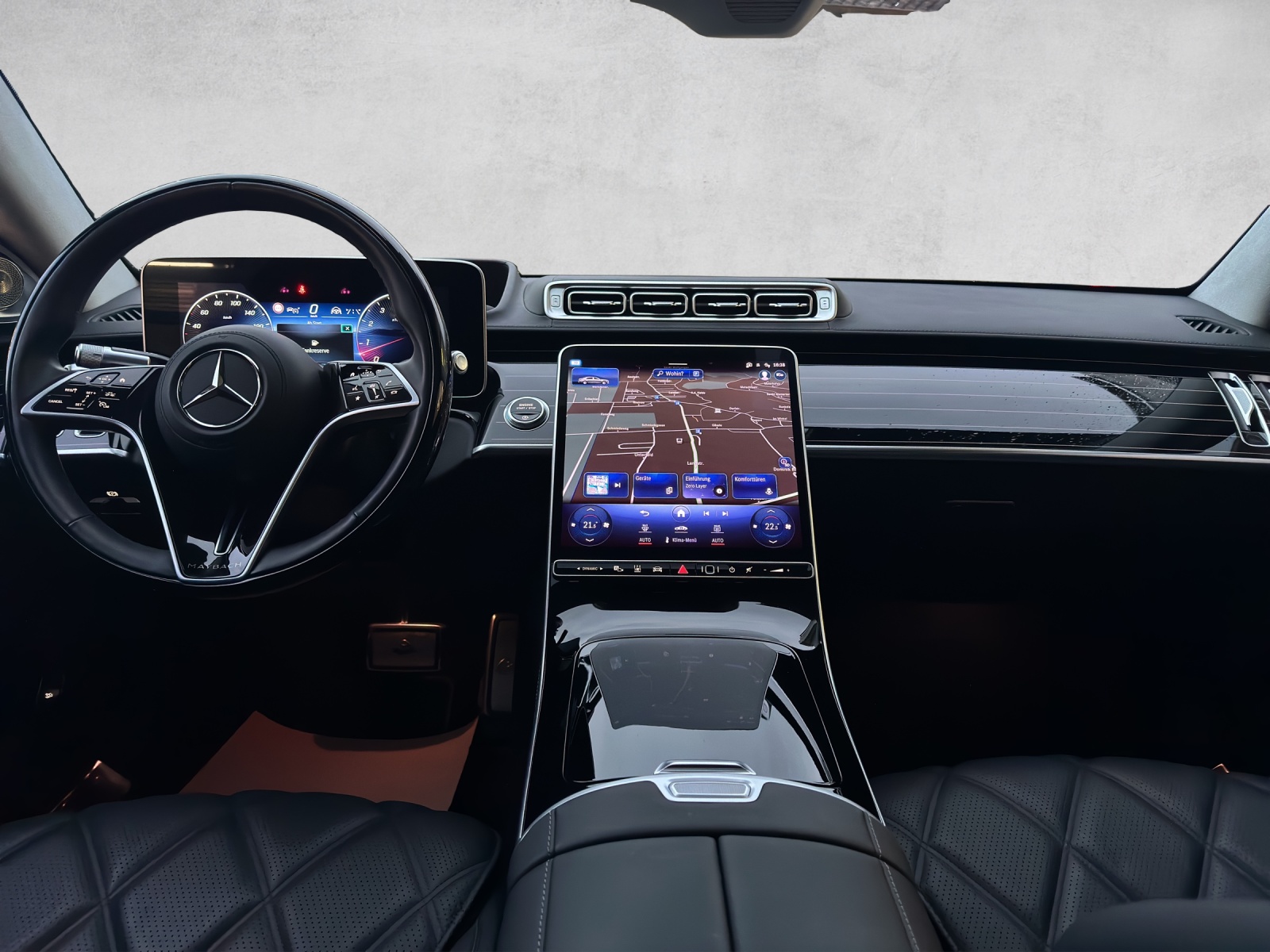 MERCEDES-BENZ S 680 4Matic Maybach 9G-Tronic-image-6