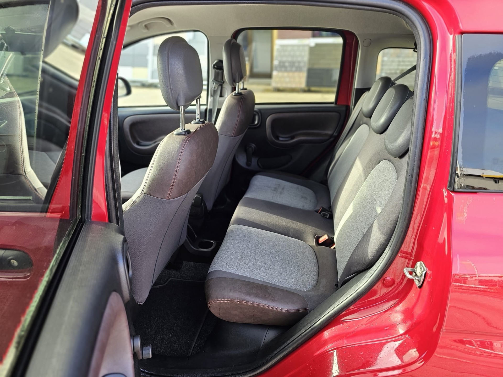 FIAT Panda 1.3 MJ Cross 4x4-image-10