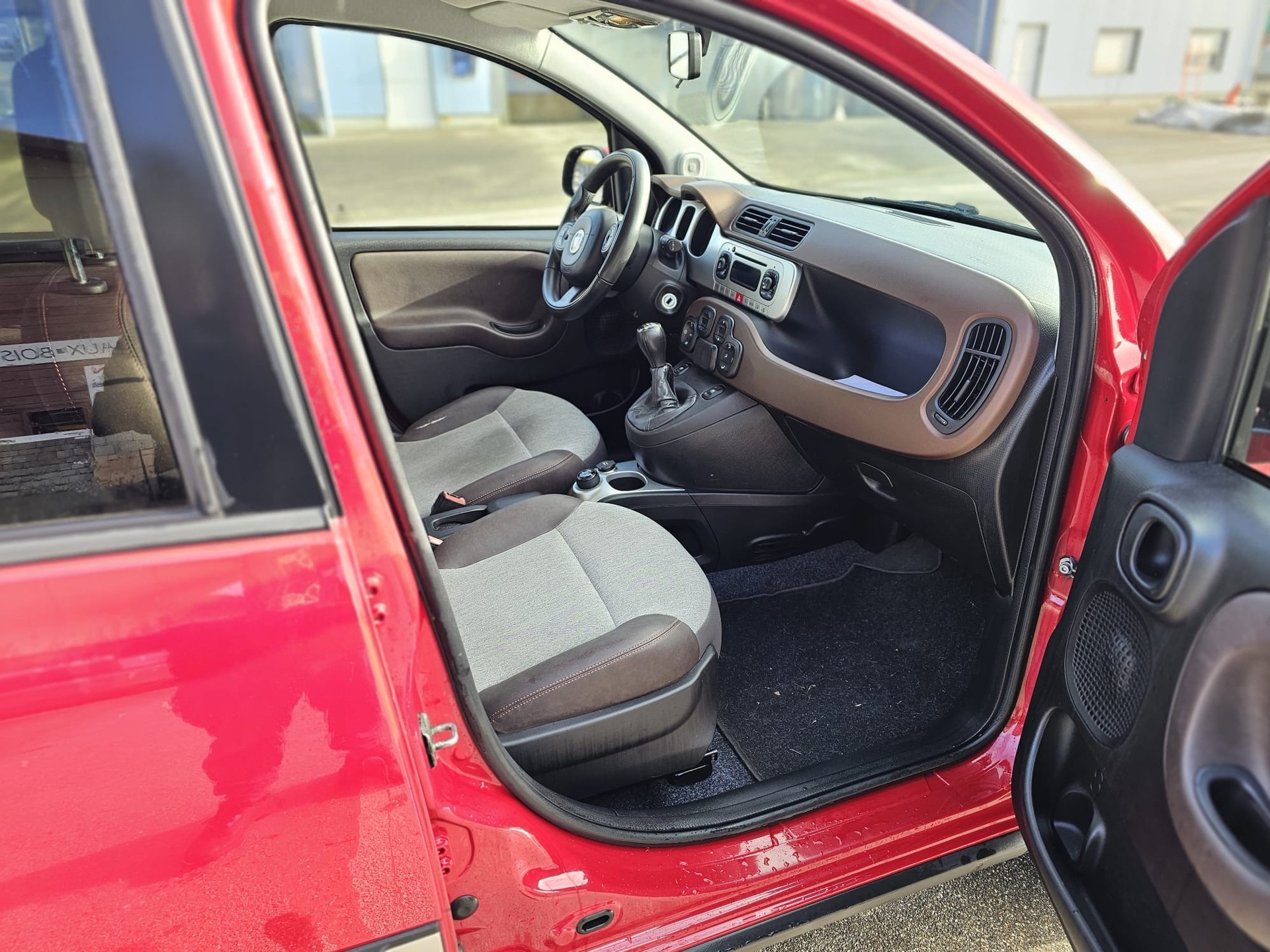 FIAT Panda 1.3 MJ Cross 4x4-image-9