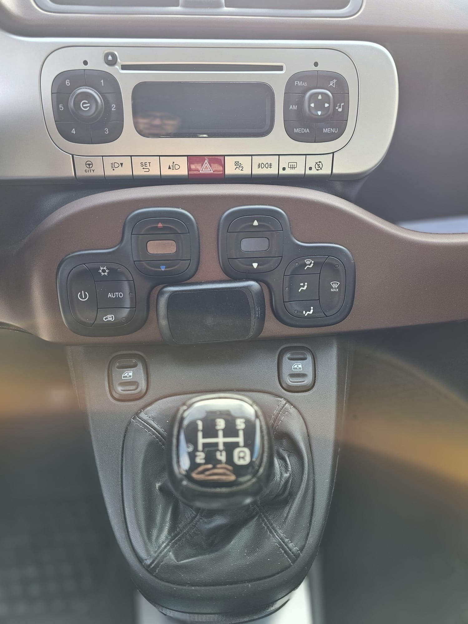 FIAT Panda 1.3 MJ Cross 4x4-image-12