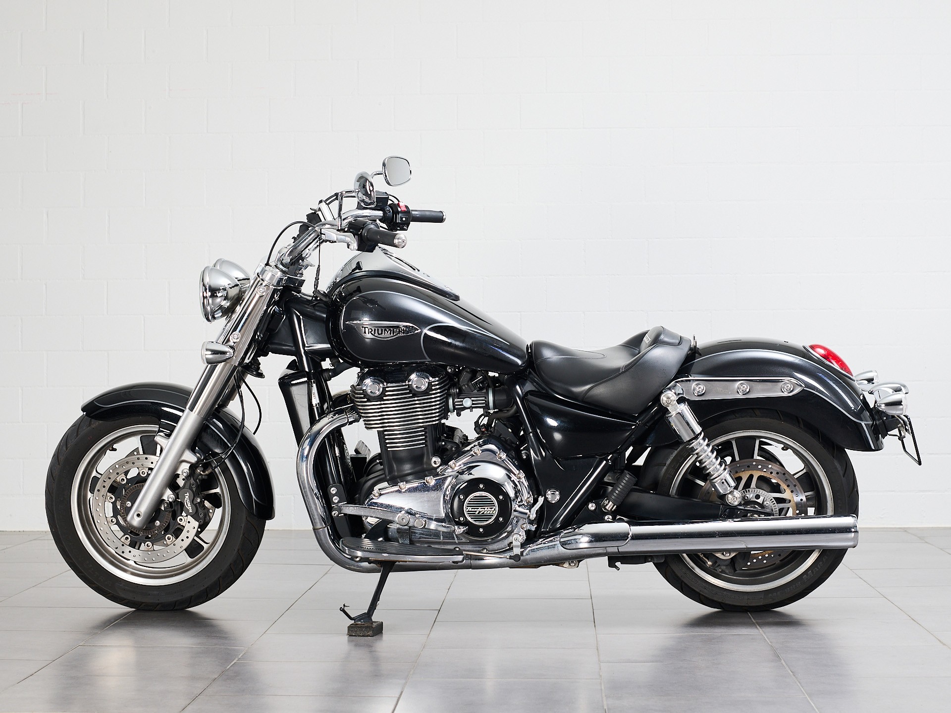 TRIUMPH Thunderbird Commander 1700 ABS-image-2