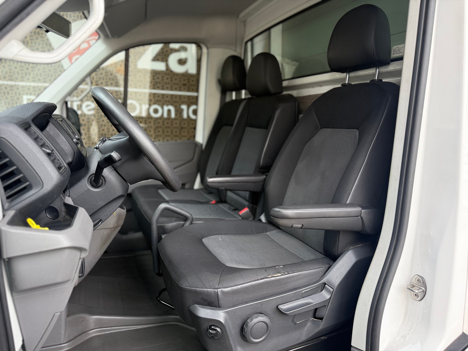 VW Crafter Bâché 35 2.0 BiTDI L3 4Motion A-showroom-element-2