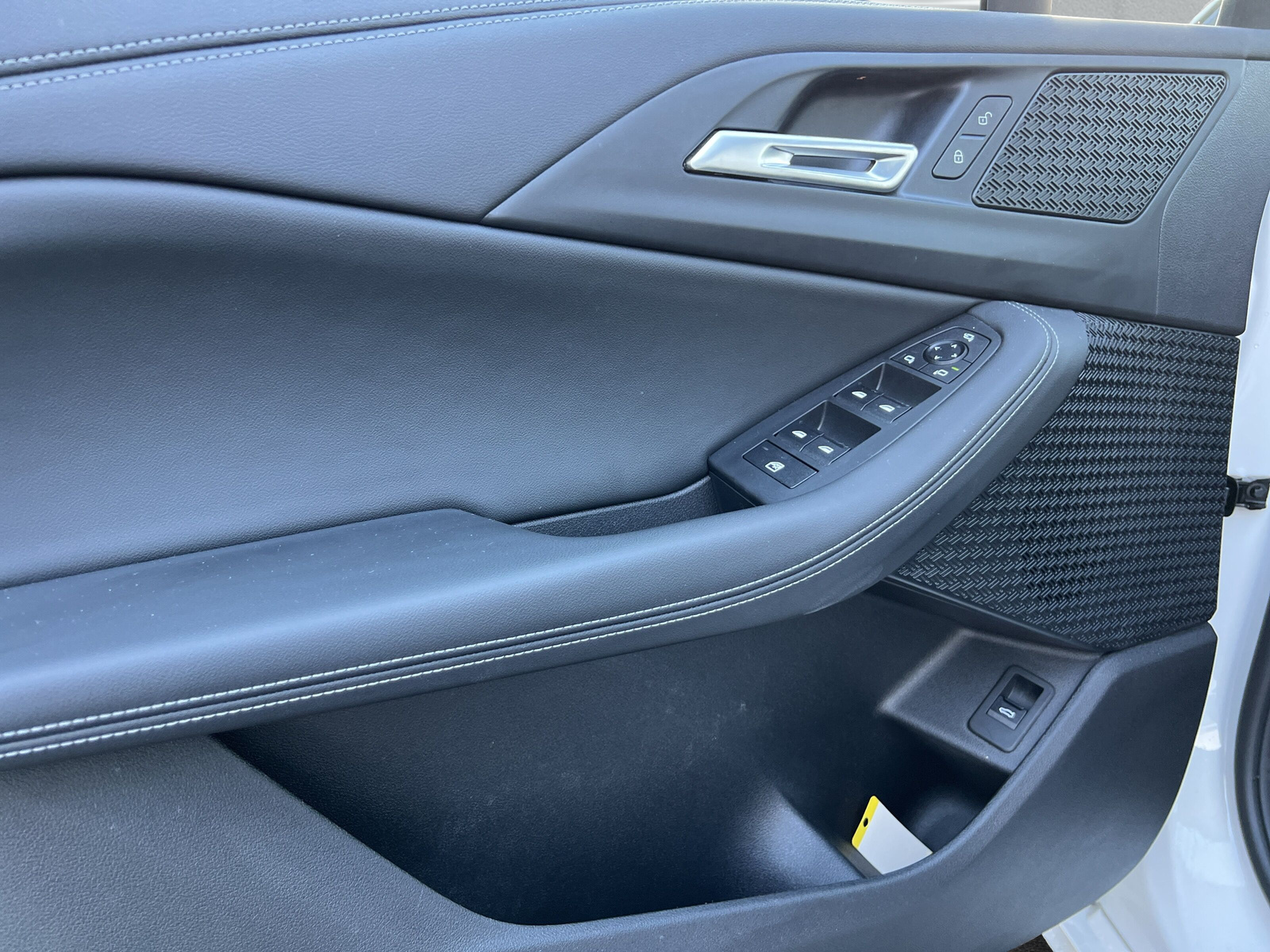 BMW 218d Active Tourer DKG (CH) AHK📍-image-18