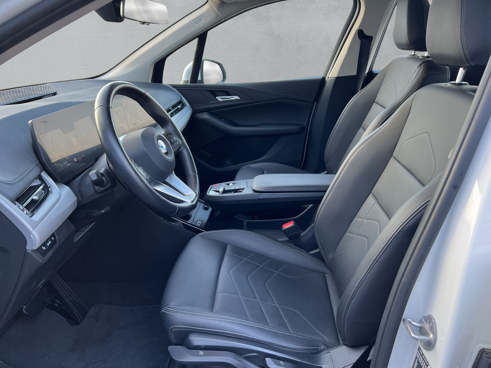 BMW 218d Active Tourer DKG (CH) AHK📍-image-5