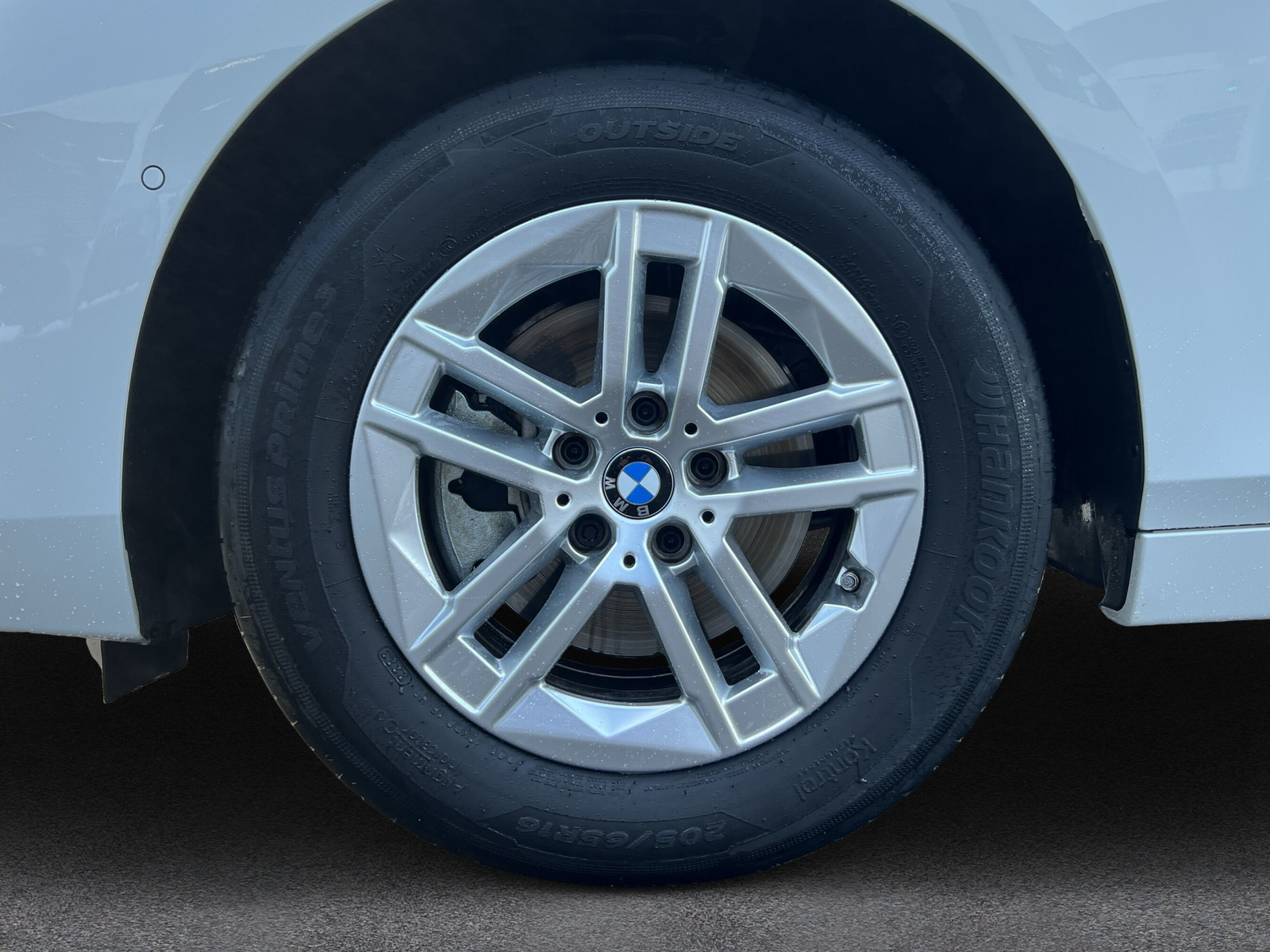 BMW 218d Active Tourer DKG (CH) AHK📍-image-9