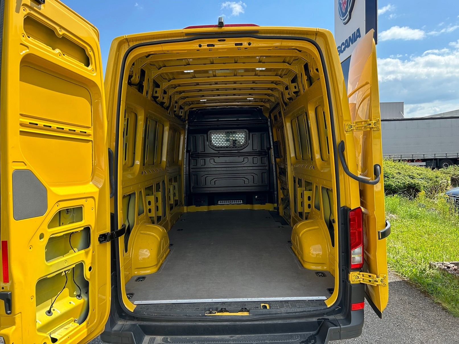 VW VW Crafter 35 Kastenwagen-showroom-element-3