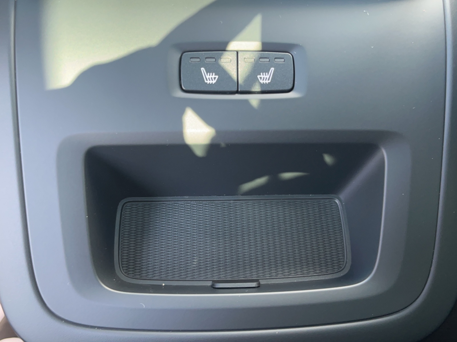 VOLVO XC60 T8 eAWD PluginHybrid Black Edition Geartronic-image-19