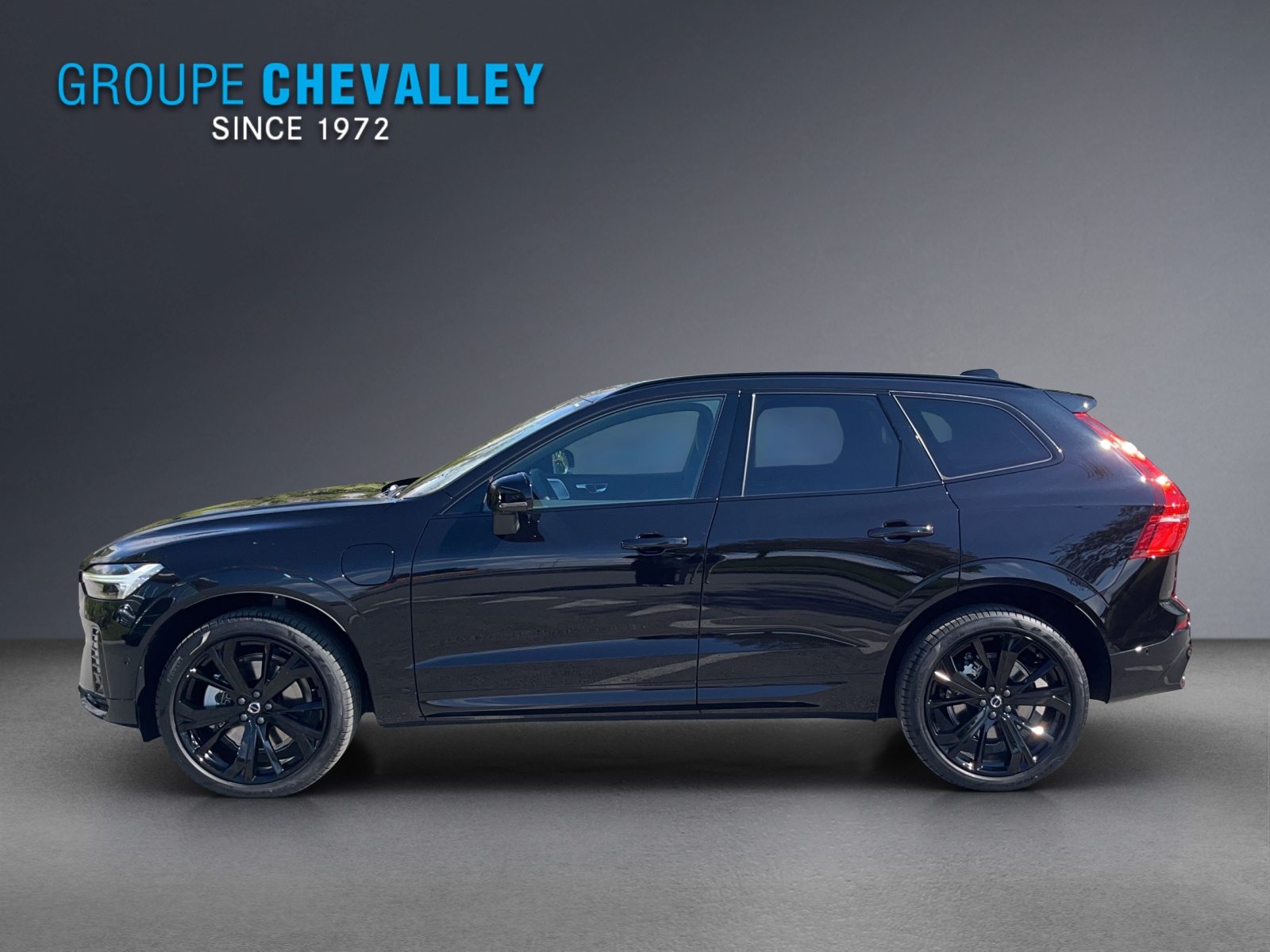 VOLVO XC60 T8 eAWD PluginHybrid Black Edition Geartronic-showroom-element-2